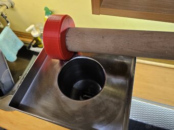 Elektrický mlýnek na maso. - 8