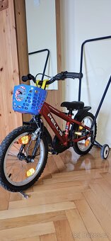 Dĕtské kolo 16, PELL'S - 8