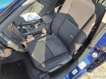 Mazda 3 2.0i Exclusive - 8