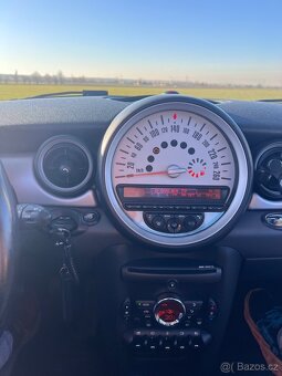 Mini Cooper D R56 2012 - 8