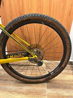 Zapletená karbonová kola DT SWISS XRC 1200 + Náboje 240s - 8