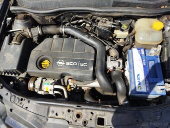 Prodám díly z vozu Opel Astra H 1.9 CDTI 74KW - 8