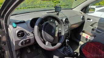 Ford Fusion - 8