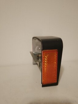 Prodám zadní světlo Jawa 350/638 640 - 8