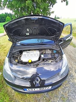 Renault Clio 1.6 i - 8