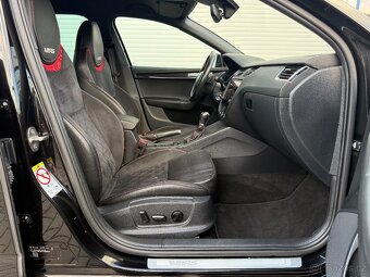 Škoda OCTAVIA RS 2.0 TDi DSG 4x4 FullLED NAVI KAMERA TAŽNÉ - 8