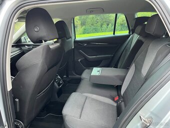 2021 Octavia Style 1.5 tsi DSG - 8