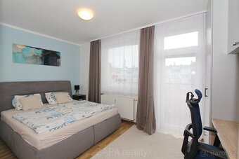 Pronájem bytu 2+kk s balkonem a parkovacím stáním Praha 9 Vy - 8