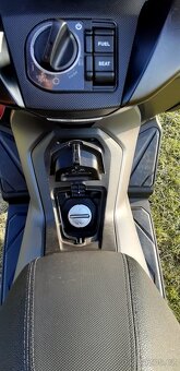 Honda Forza 125 - 8