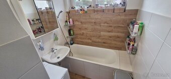 Pronájem bytu 3+1 v Pozlovicích - 8