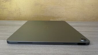 Apple iPad Air 10.9" 2022 M1 64GB šedá - 8