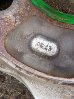 Alu 4x100 R15   7Jx15. ET30 - 8