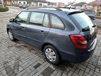 Fabia 2009 - 1.2i 51kw kombi nehavarované - 8