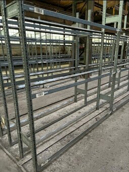 Pozinkované Regály na Pneumatiky, - 8