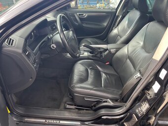 Volvo XC70 AWD 2.4 D5 - díly z vozu - 8