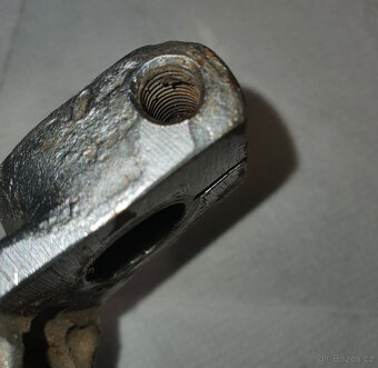 Spodní kluzáky Jawa 250, 350 - 8