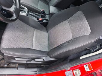 Suzuki SX4 s-CROSS 1,6 DDiS - 8
