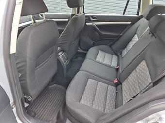 Škoda Octavia II Combi 1.6 TDI (2011) – 185 000 km, nová STK - 8