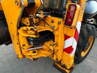 Rýpadlo-nakladač JCB 2CX Streetmaster, 3CX Compact - 8