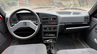 Peugeot 309 - 8