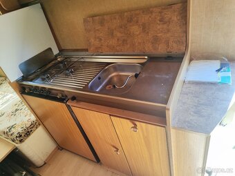 Karavan na pevne stani Tabbert 571 - 8