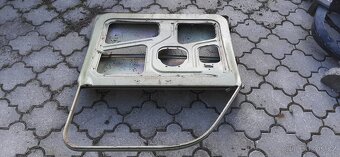 TRABANT dveře, kapoty, výfuk a další díly - 8