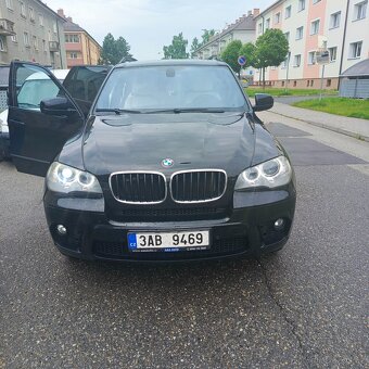 Dobrý den prodám BMW X5 - 8