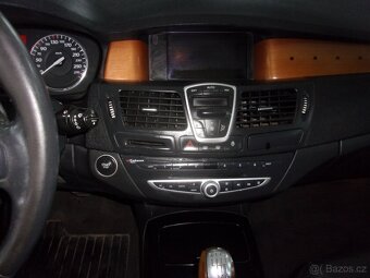 Renault Laguna III 2.0 DCI 16V 150CV-KROUPY - 8