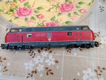 Sběratelský model lokomotivy DB 221139-9. - 8