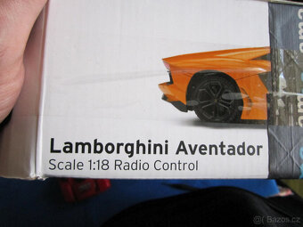 Lamborghini a robotauto na ovládání - 8