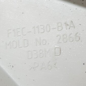Poklice Ford 16" ORIGINÁLNÍ č. D37 - 8