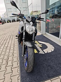 Yamaha XJ6 N - 8