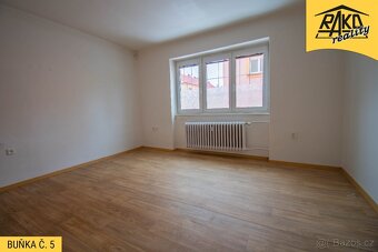 Pronájem 8 komerčních prostor v Trutnově - 8