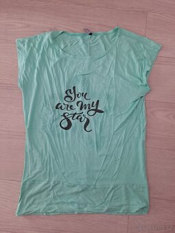 Krásné halenky a topy - 8