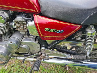 Suzuki GS550T - 8