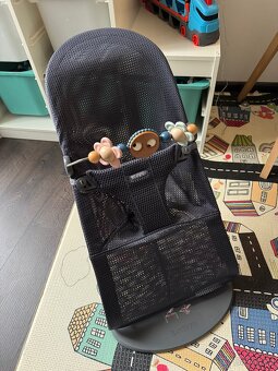 Lehatko/houpatko BabyBjörn se zárukou :-) - 8