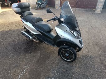 Piaggio mp3 500 ABS,ASR cz doklady v ceně šedá - 8