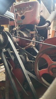 kombajn McCormick - 8