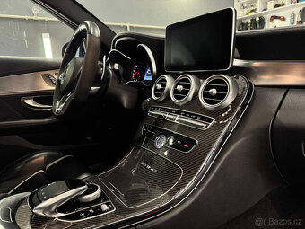 Mercedes-Benz C trieda Sedan C63 S AMG - 8
