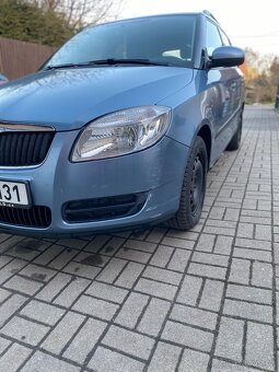 REZERVACE Škoda Fabia II 1,9 TDI 77kw 2008 combi - 8