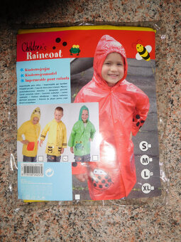 Sáček s Minnie 2ks, Autopolštář Krtek 1 ks, pláštěnka - 8