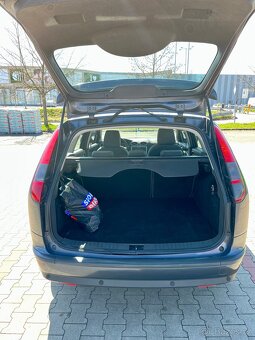 Ford focus - 8