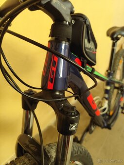 Dámské kolo GT - 8