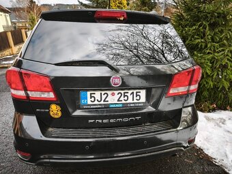 Na náhradní díly nebo opravu - 8