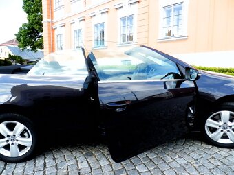 VW GOLF CABRIO LOUNGE 2,0 TDi 103 KWTOP STAV F1 - 8
