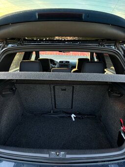 VW Golf 6 GTI 2011 - 8