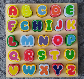 Dětské hračky, puzzle, knížky - 8