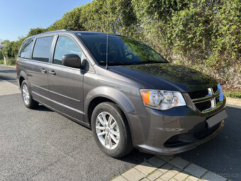 Dodge Grand Caravan SXT 3.6 V6, 47 000 km, 1 majitel - 8