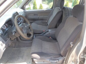 Nissan Navara 2.5 TD 4x4 nová STK tažné 3t - 8
