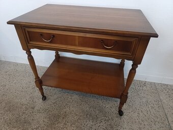 Rustikální konzolový stolek, nábytek z masívu, pojízdný - 8